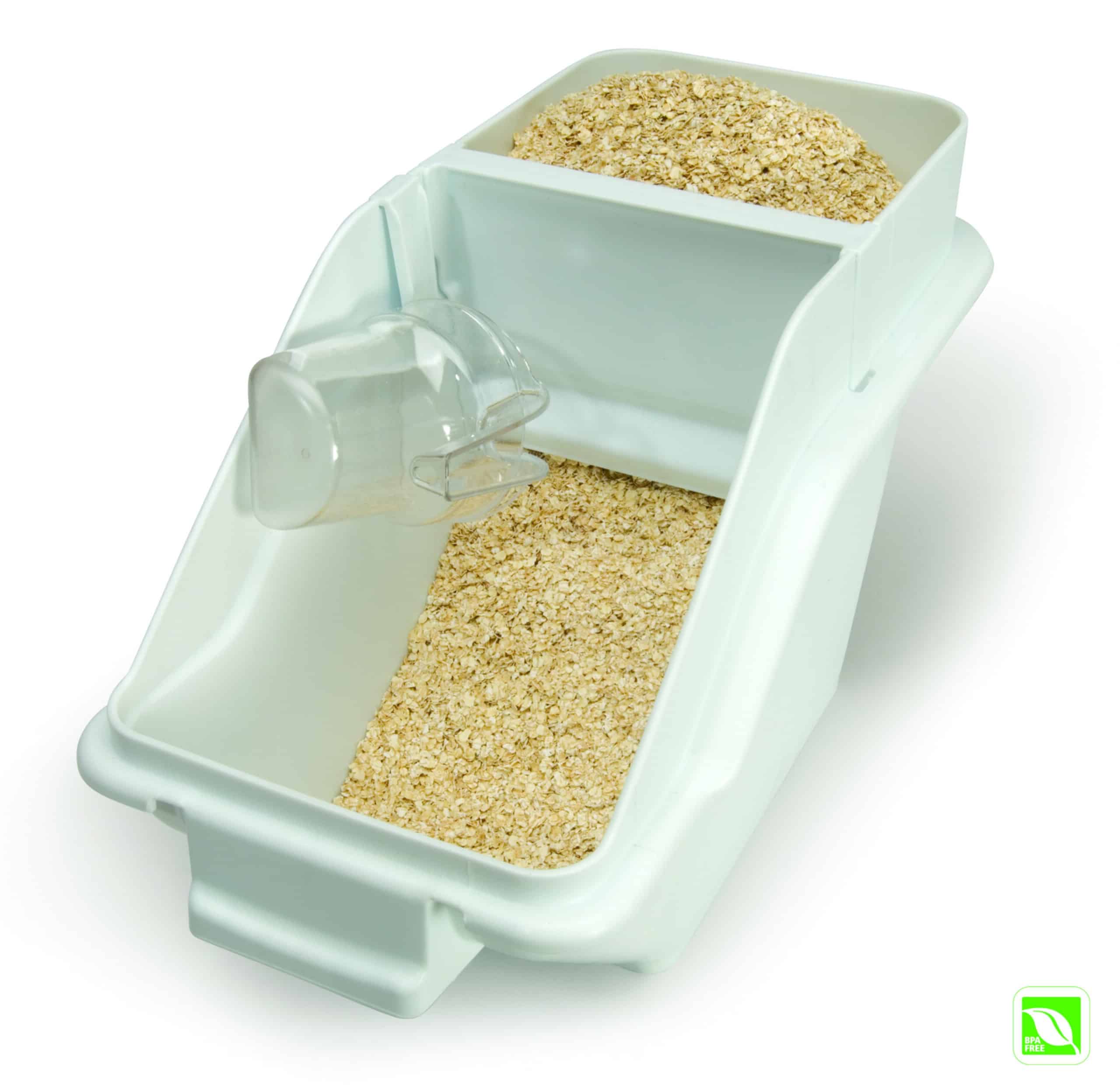 Rubbermaid | Ingredient Storage Bin with 1 Cup Portioning Scoop | RFG9G5700 WHT image 1