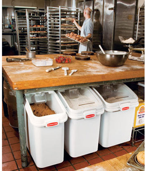 Rubbermaid PROSAVE | 80 Litre Ingredient Bin with 32oz(0.9L) Scoop White Color | FG360088WHT