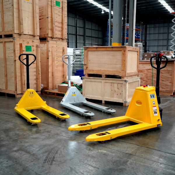 How to Use a Pallet Jack Safely in the Workplace