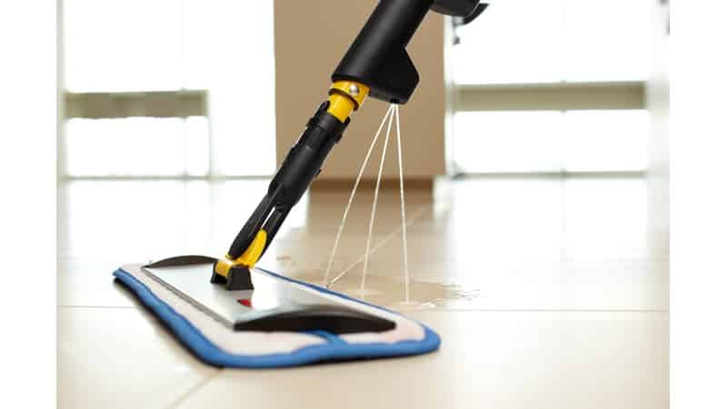Rubbermaid HYGEN™ PULSE™ Microfibre Spray Mop System | R1835528 image 2