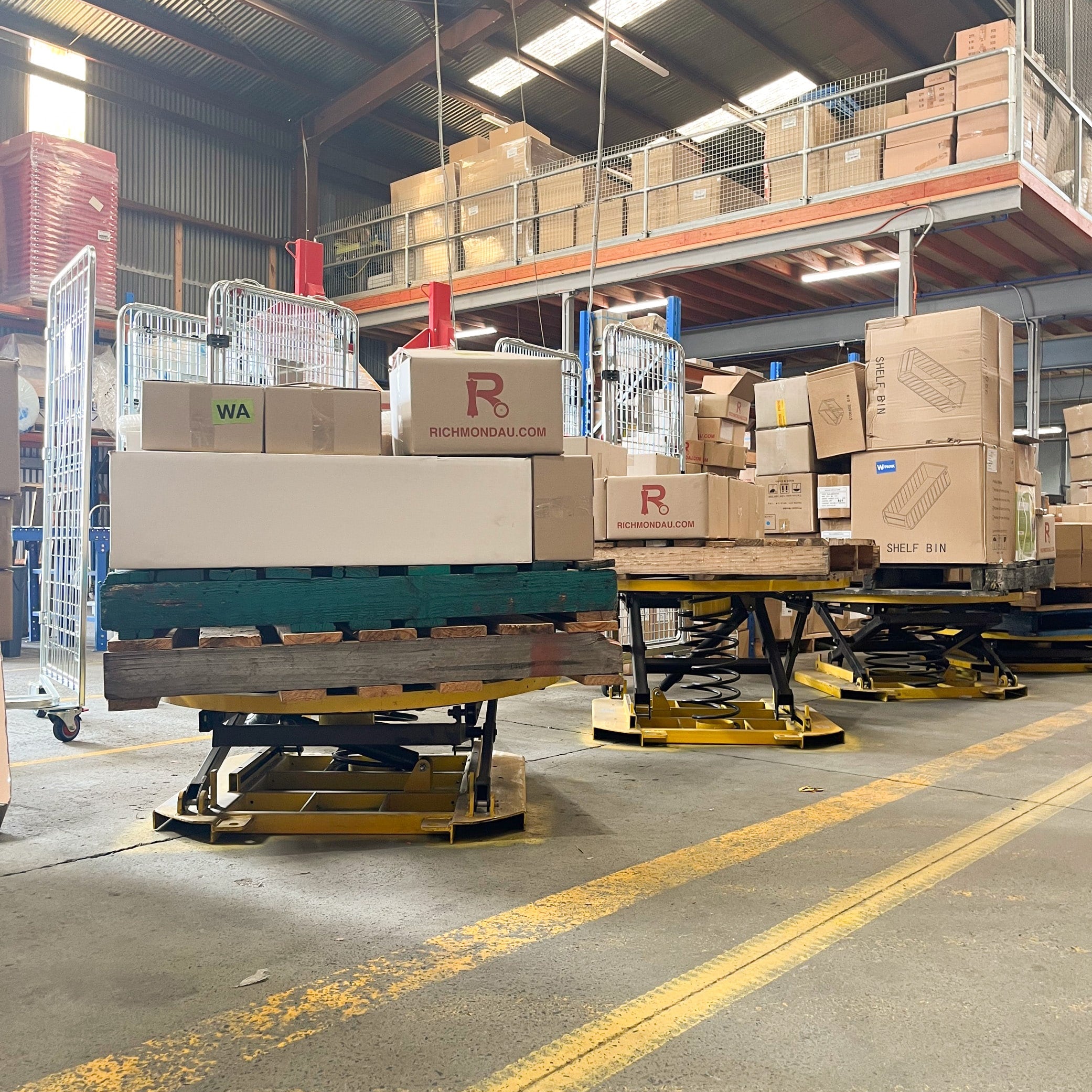 Spring Actuated Pallet Leveller (PLR001) image 1