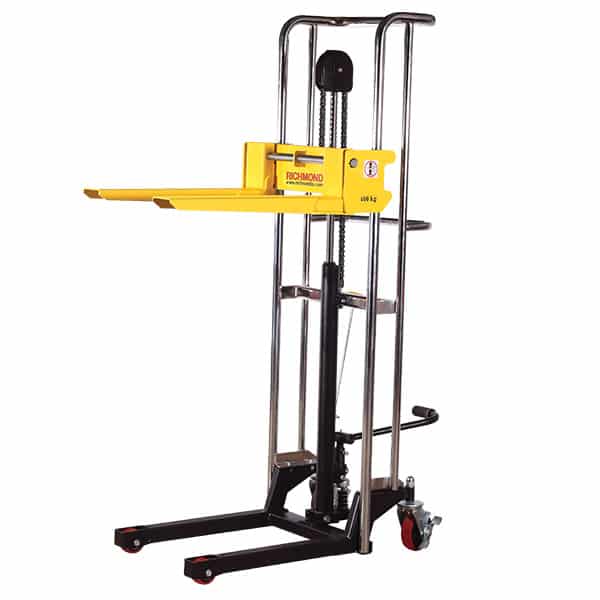 1500mm Manual Hydraulic Fork Stacker (FSR001) image 0