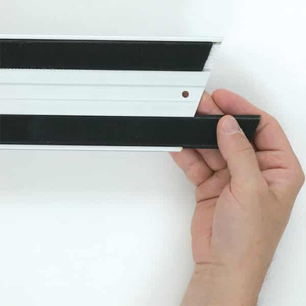Rubbermaid 27.9cm Hook & Loop Replacement Strips 11 inch | RFGQ11000 image 0