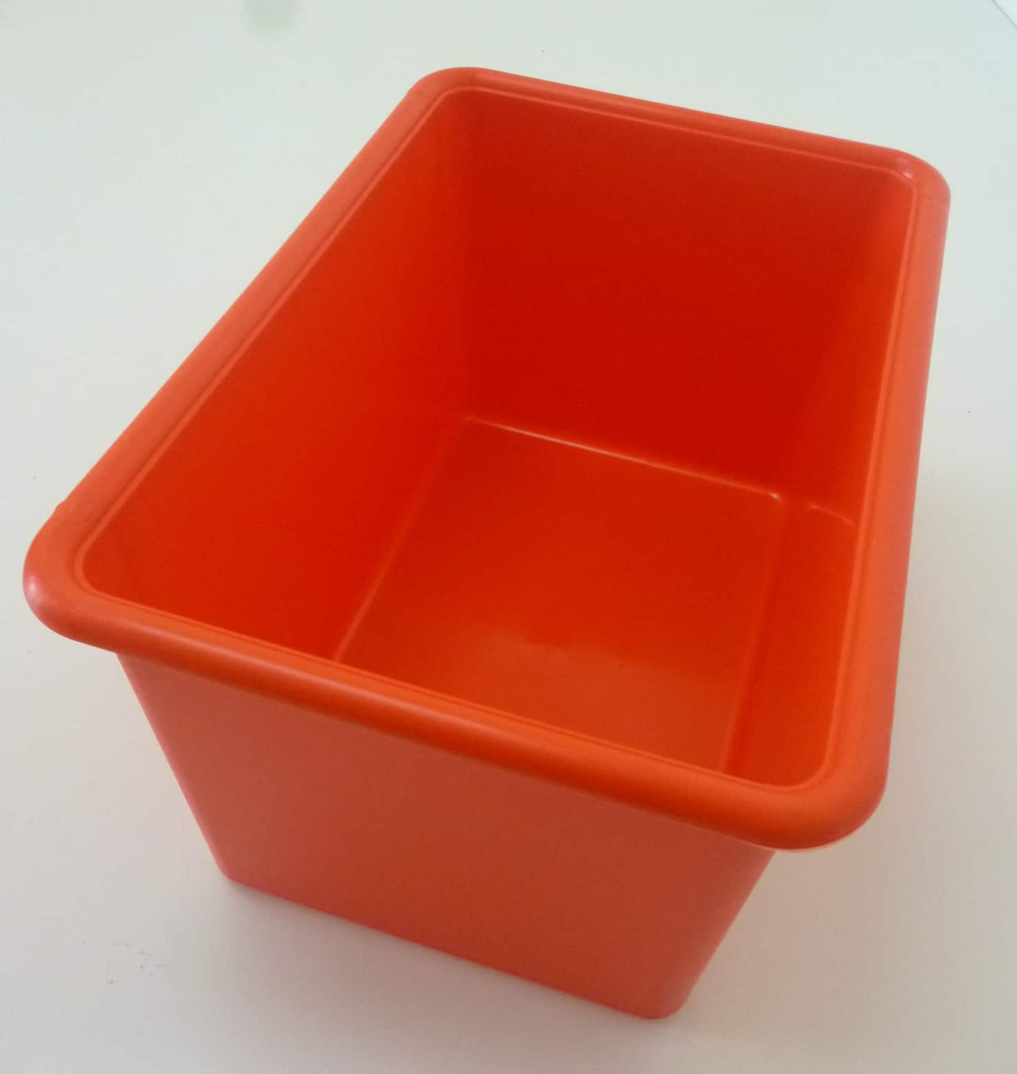 IH042R Bin 27 Litre Red image 0