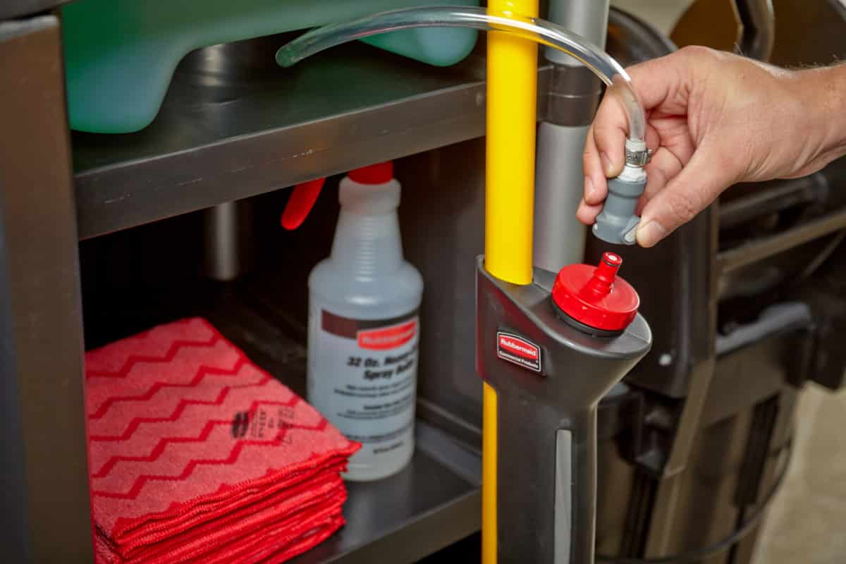 Rubbermaid HYGEN™ PULSE™ Microfibre High-Capacity Caddy 7.5L | RFGQ966000000 image 1